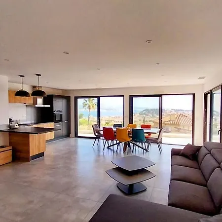 Sea View And Perfect Location Sanary-sur-Mer